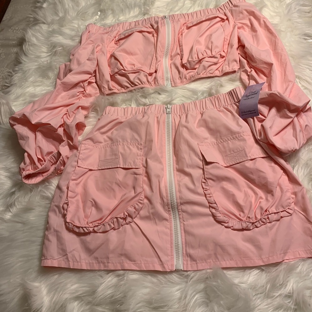 Pink Skirt Set - Picture 4 of 4